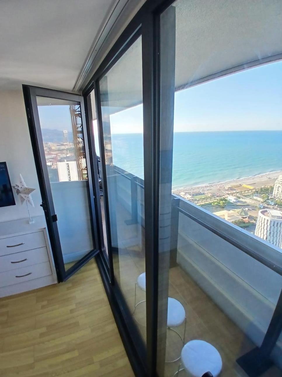 Natalia -Apartments In - Orbi City Batumi Eksteriør billede