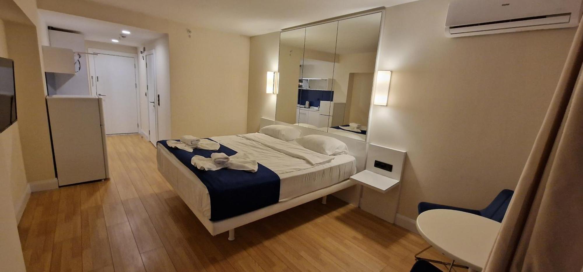Natalia -Apartments In - Orbi City Batumi Eksteriør billede