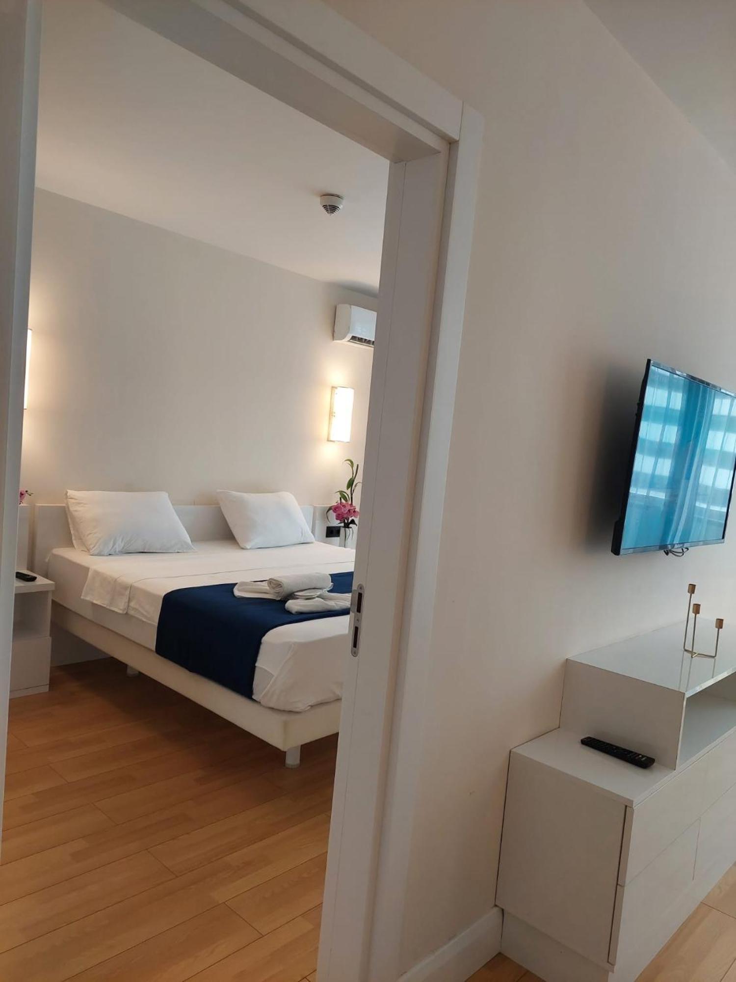 Natalia -Apartments In - Orbi City Batumi Eksteriør billede