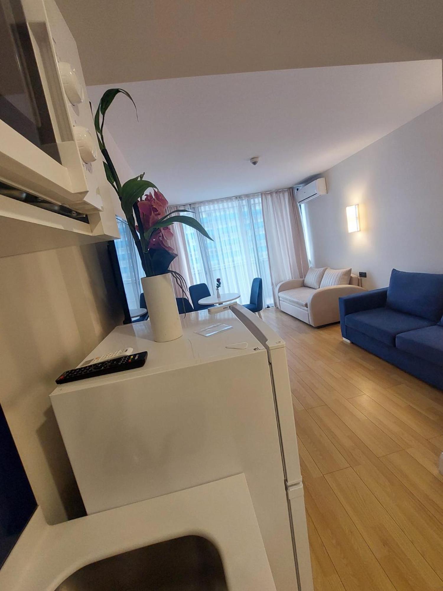 Natalia -Apartments In - Orbi City Batumi Eksteriør billede