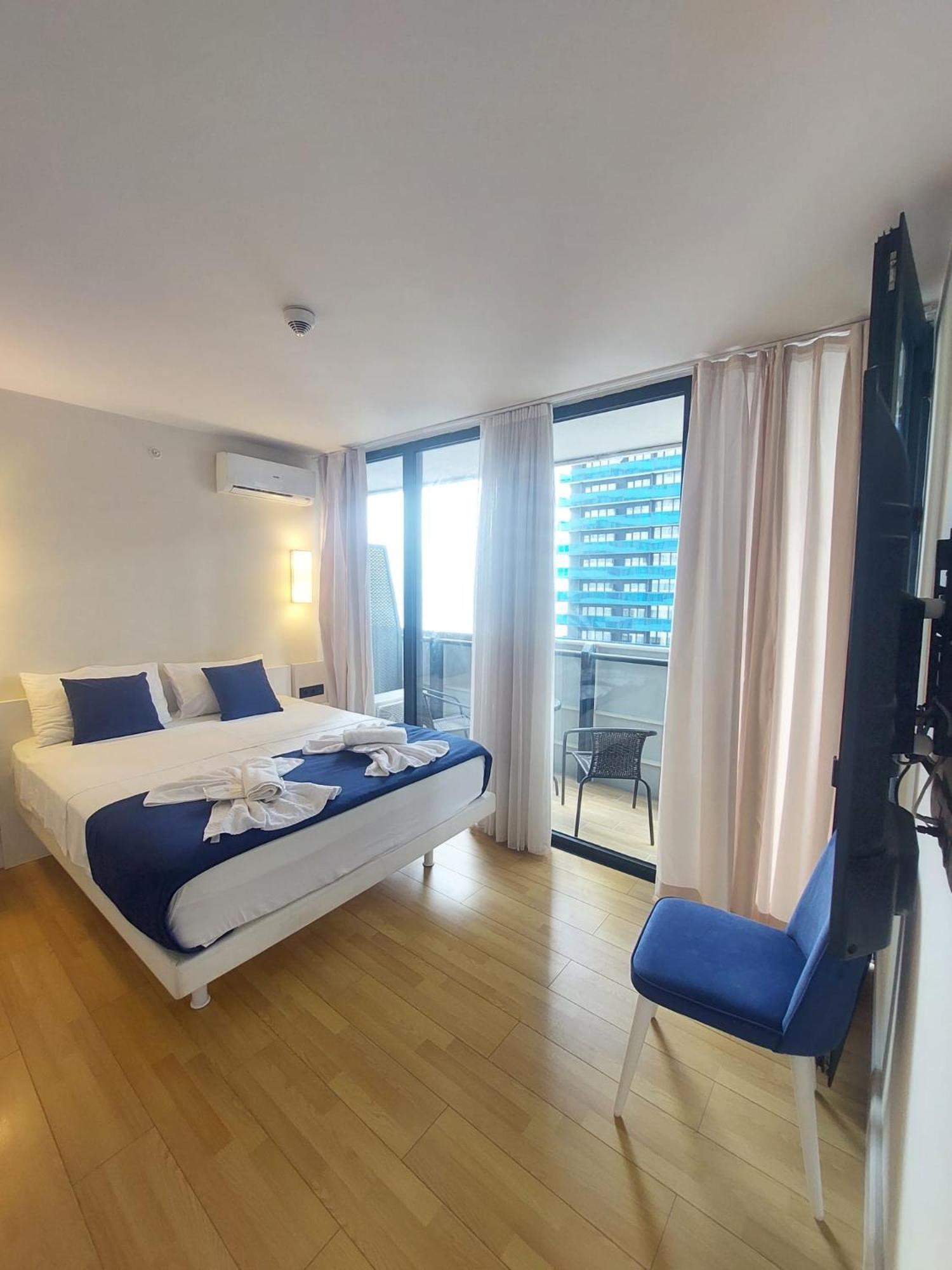 Natalia -Apartments In - Orbi City Batumi Eksteriør billede