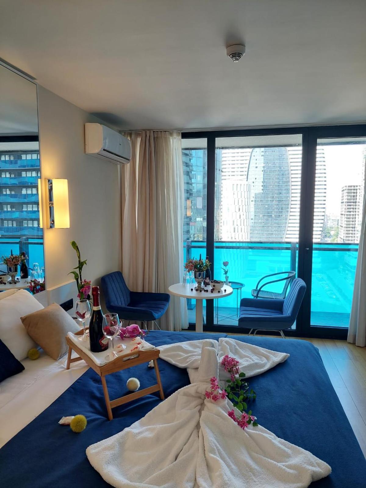 Natalia -Apartments In - Orbi City Batumi Eksteriør billede